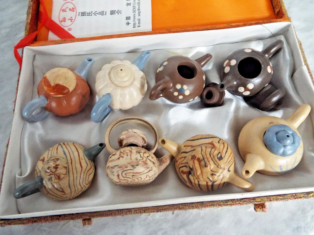 Vintage Set of 8 Yixing Zisha Purple Clay Miniature Teapots Chinese Gift Box